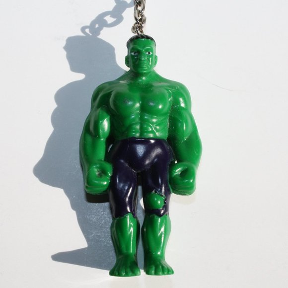 Vintage Hulk Keychain Superhero Incredible Hulk Green - Picture 1 of 4